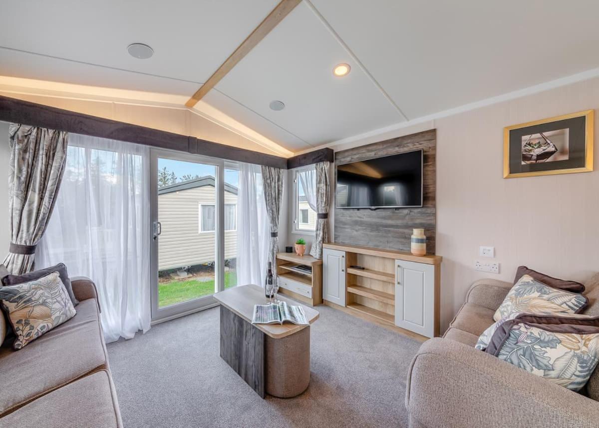 Waren Caravan Park Bamburgh Eksteriør billede